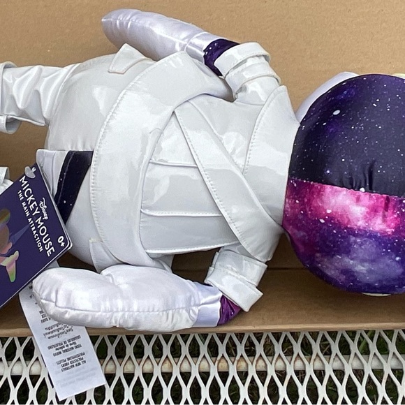 MICKEY MOUSE MAIN ATTRACTION SETIES 1 / 12    MICKEY PLUSH - Picture 7 of 9